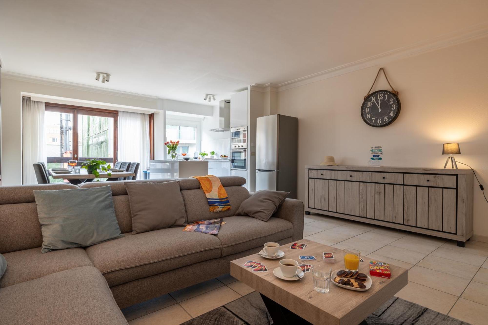 Weloveoostende - Newly Renovated Large Apartment 150M From The Beach - Including Bed Sheets And Final Clea-Ning Buitenkant foto